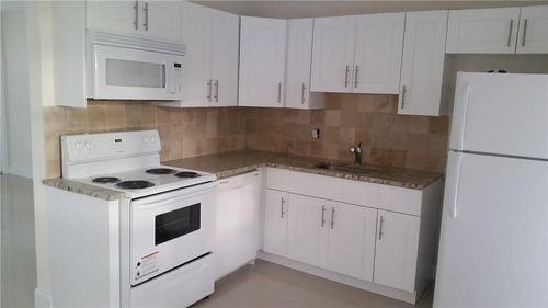 3491 NW 1st Ct - Photo 2 of 5