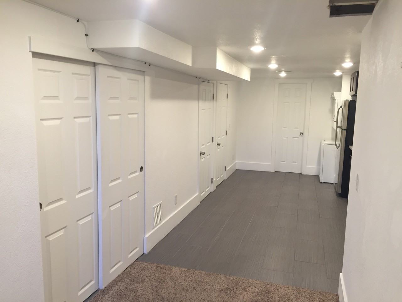 2517 South Broadway #B - Photo 3 of 9