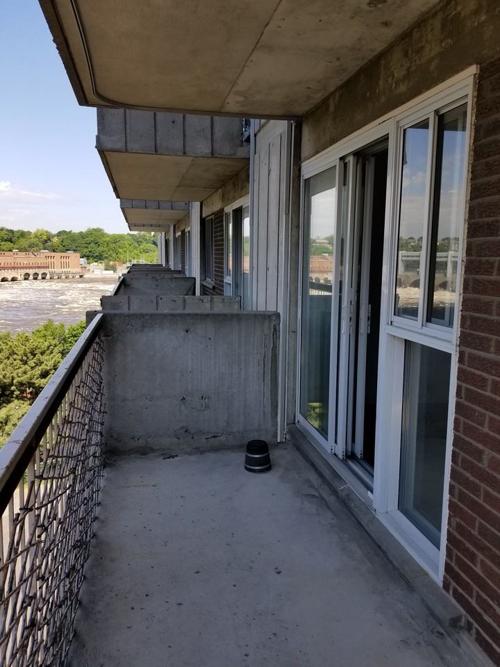 3333 Boulevard Gouin Est #4012 - Photo 3 of 9