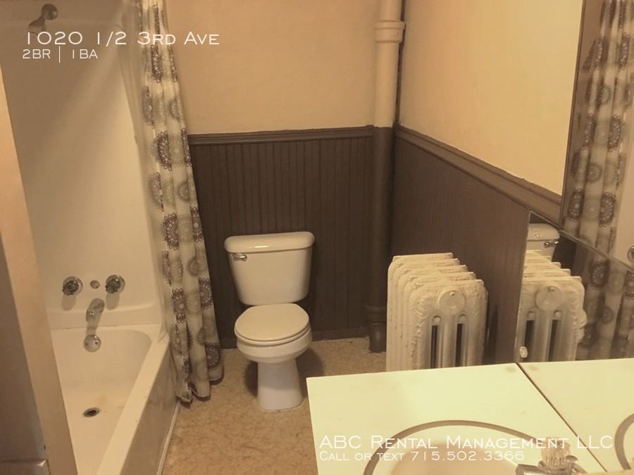 1020 3rd Ave - Photo 3 of 8