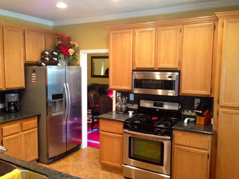 2875 Bush Cir - Photo 3 of 16