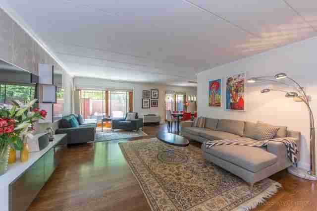 1153 S Plymouth Ct #C - Photo 2 of 40