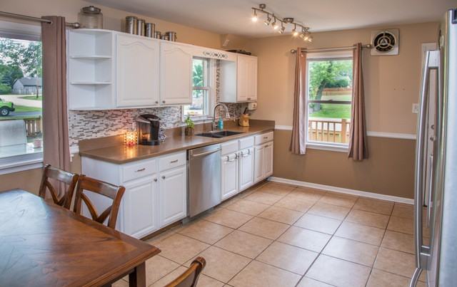 33191 N Sunset Ave - Photo 2 of 12