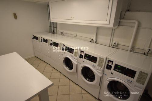 102 Kilsyth Rd - Photo 3 of 8