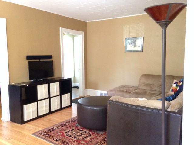 1343 Goodrich Ave - Photo 2 of 17