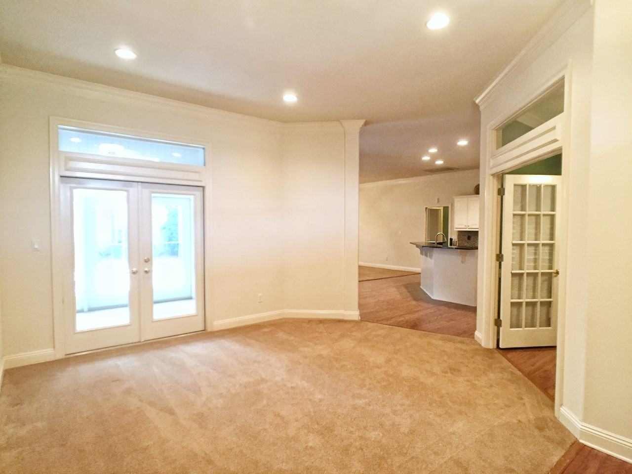 6049 Electra Ln - Photo 3 of 36