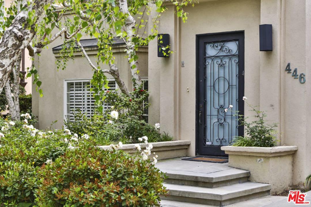 446 24th St - Photo 2 of 21