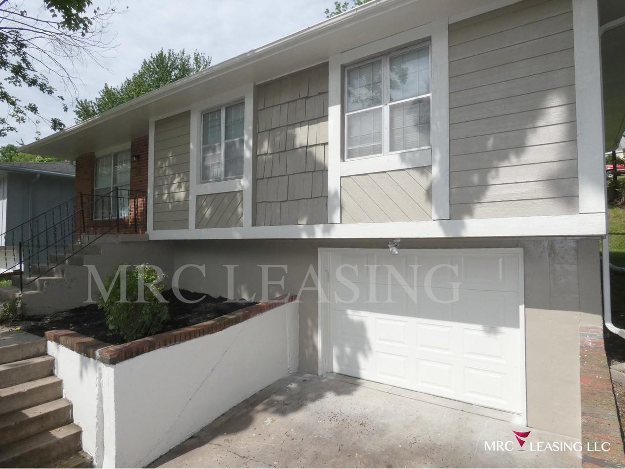 314 North Forest Street - Photo 2 of 28