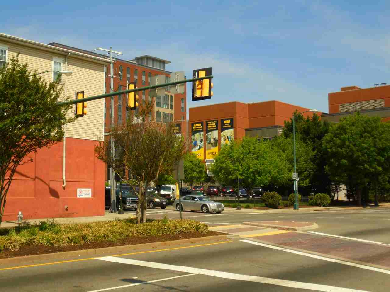 Cary Belvidere Apartments - Photo 3 of 16