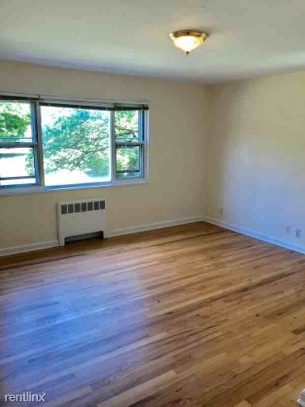 37 Broadway - Photo 2 of 7