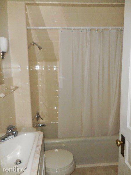 1223 S Forest Ave - Photo 3 of 3