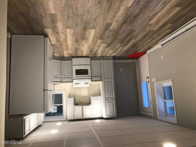 124 King Rd - Photo 2 of 4
