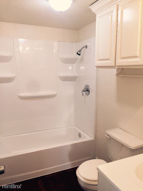 2311 Briarwood Ln #8 - Photo 3 of 3