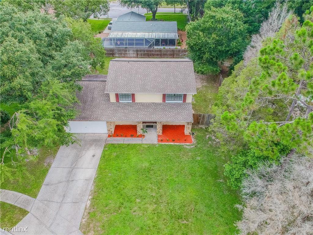 24021 Turtlerock Ct - Photo 3 of 25