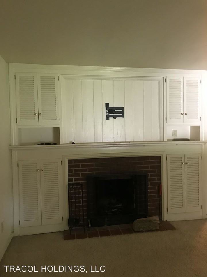 6768 S. East Street - Photo 3 of 3