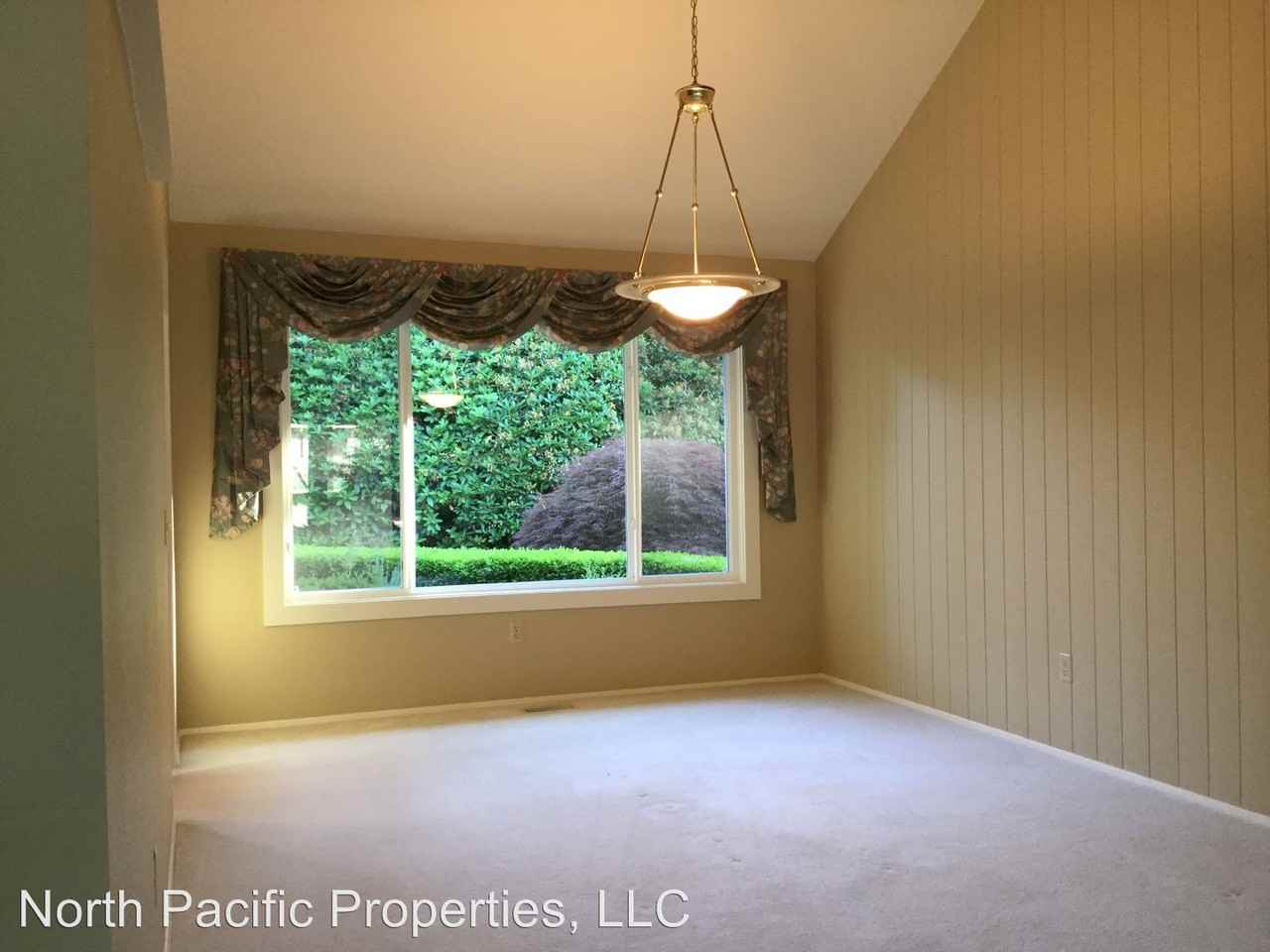 14207 SE 45th Pl - Photo 3 of 20