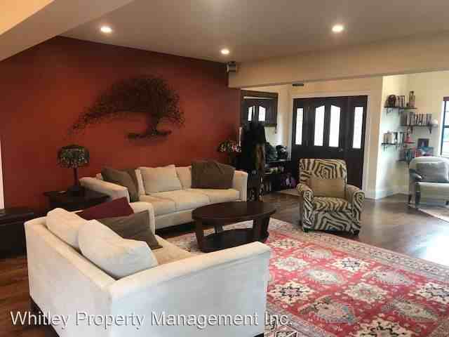 116 Iris St - Photo 2 of 42