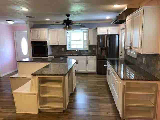 7314 Kingsbury Cir - Photo 2 of 7