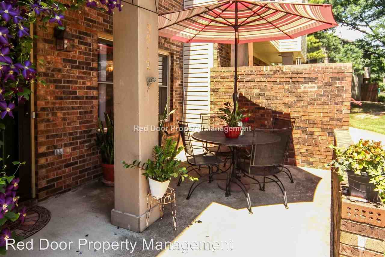 9512 Maple Way - Photo 2 of 24