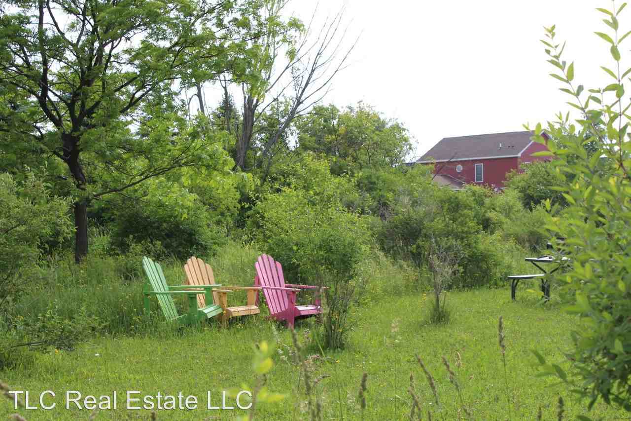 25359 Hinds Rd - Photo 3 of 40