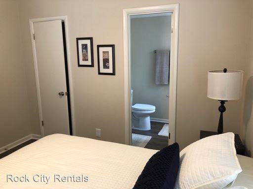 115 N Taylor - Photo 3 of 9