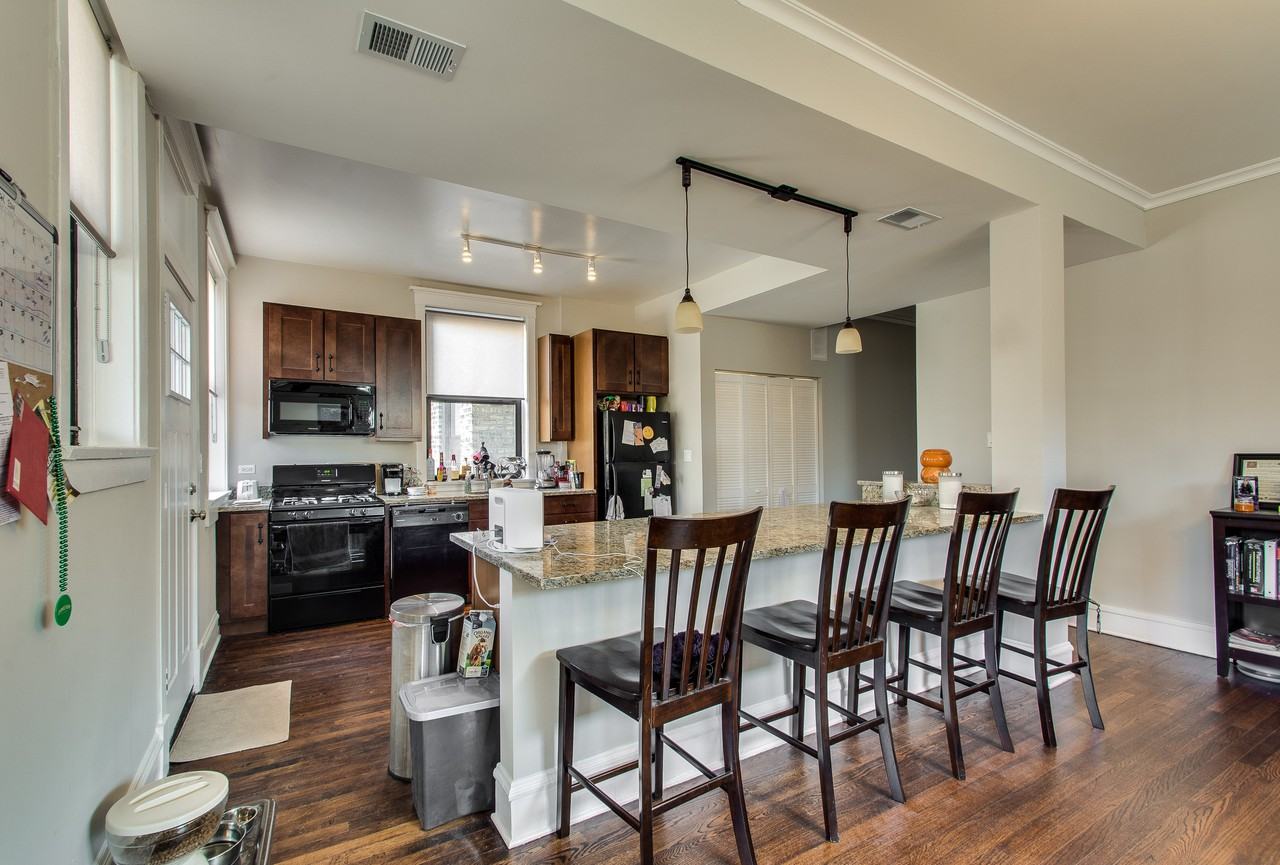 1050 Ardmore #1`