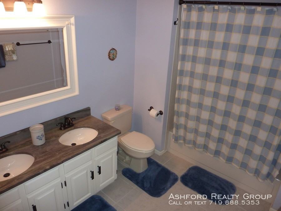 465 Popes Valley Dr - Photo 3 of 23