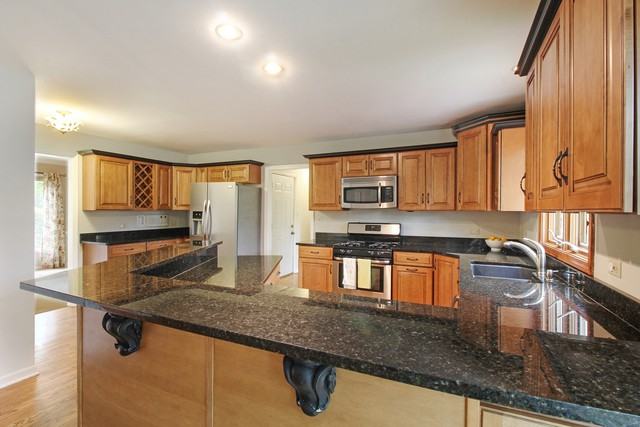 1707 Ada Ct - Photo 2 of 29