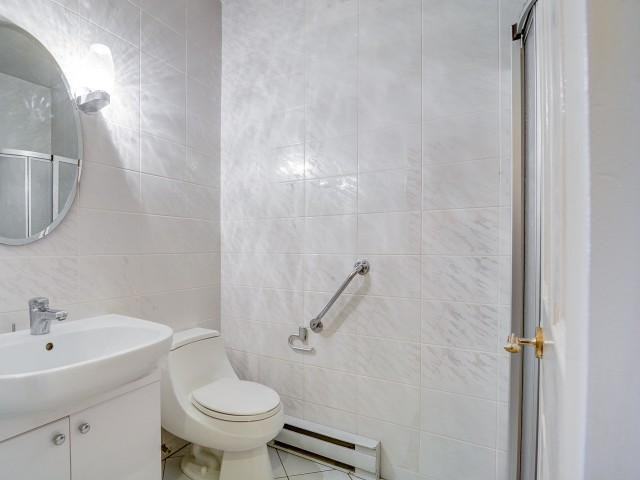 1035 Avenue Saint-Viateur - Photo 2 of 14