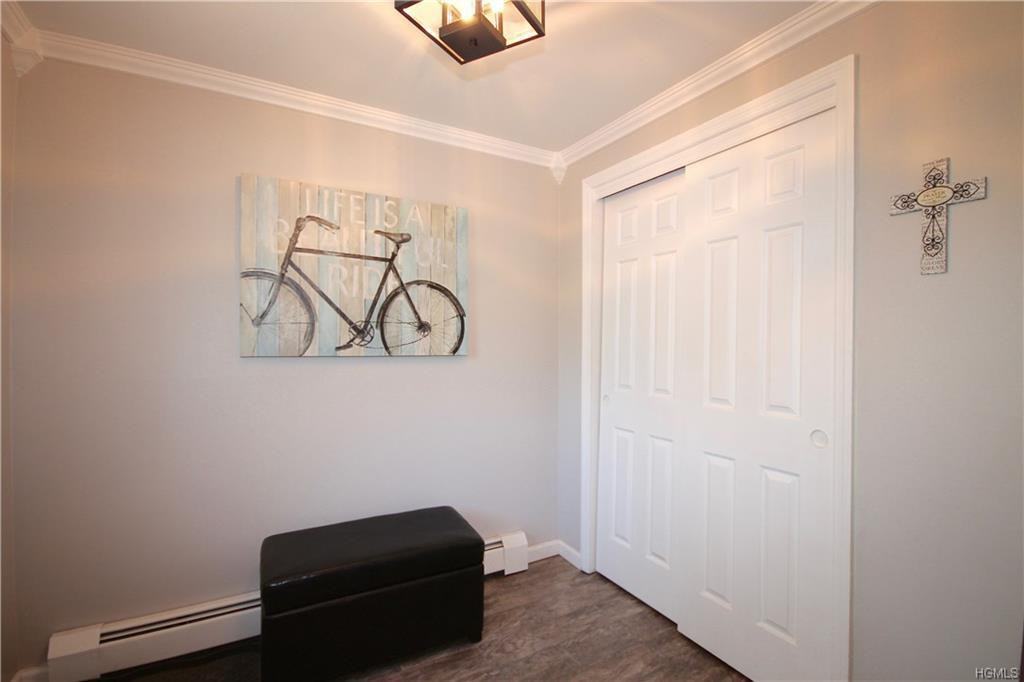 3 Brookside Dr W - Photo 2 of 24