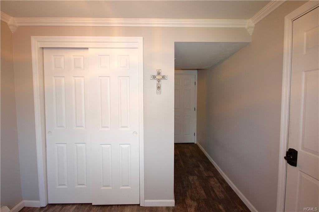 3 Brookside Dr W - Photo 3 of 24