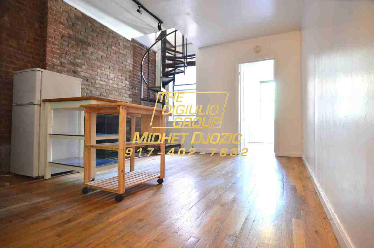 8th Ave & W 21st St #2BR5B