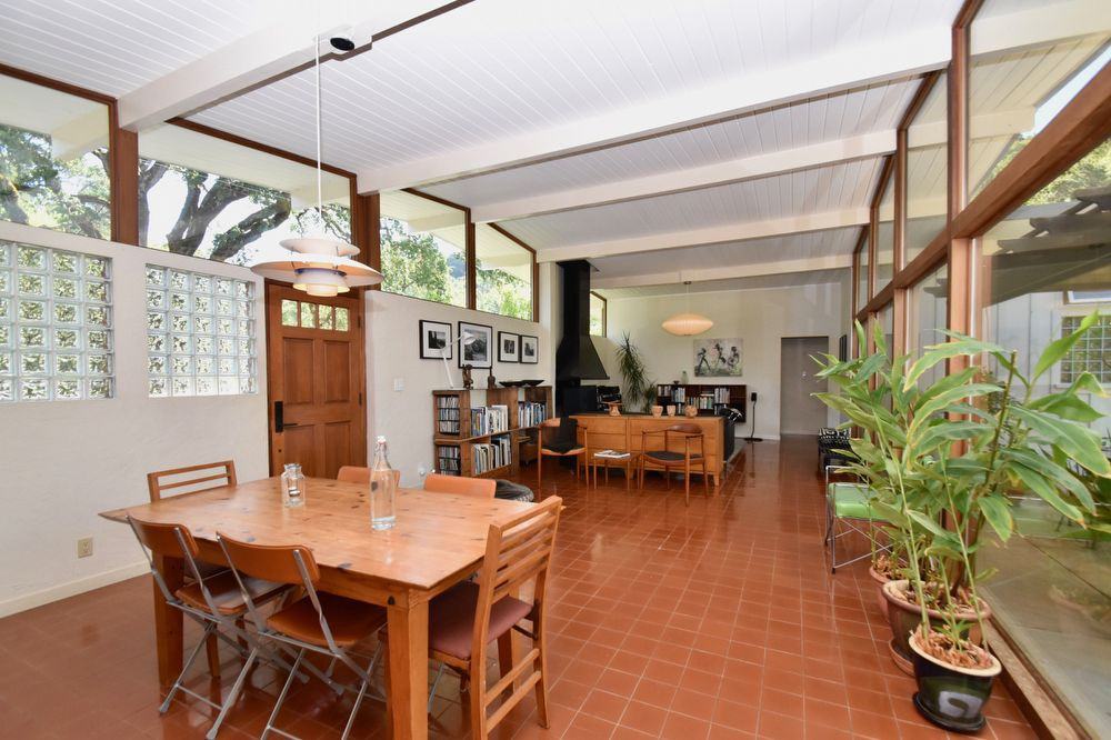 10 Gary Way - Photo 3 of 16