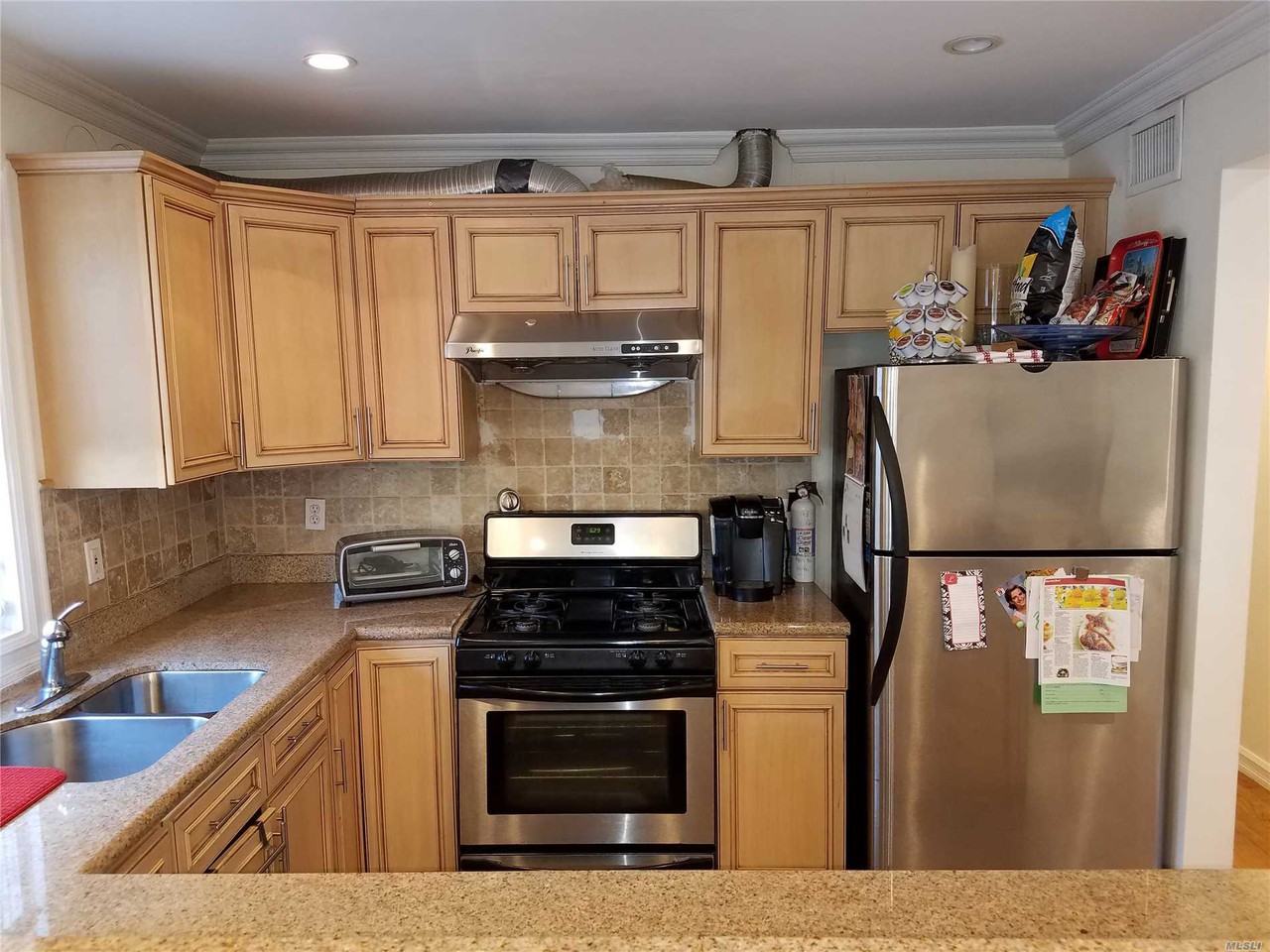 248-12 43rd Ave - Photo 3 of 4