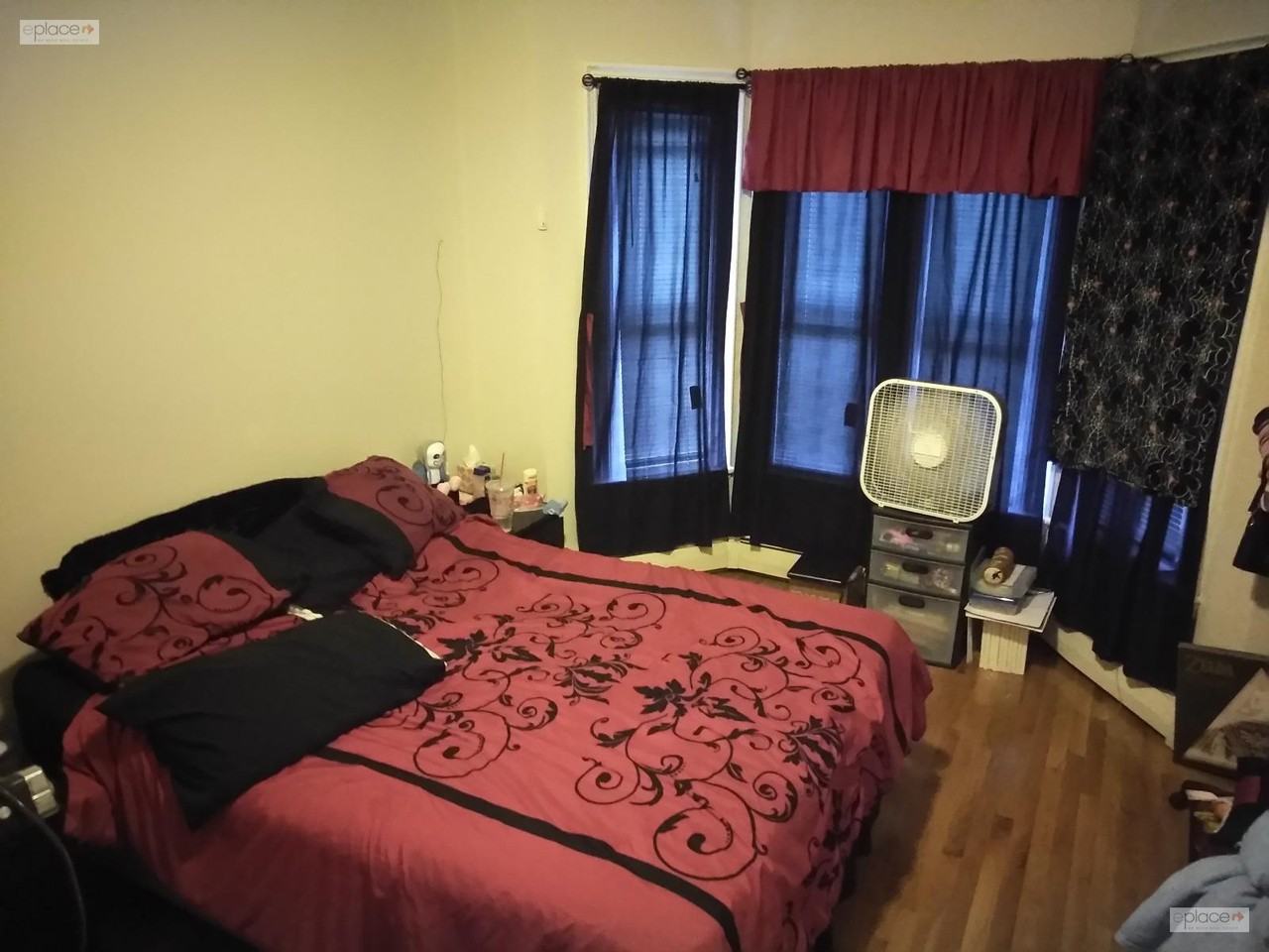 409 Ferry St 1R - Photo 3 of 6