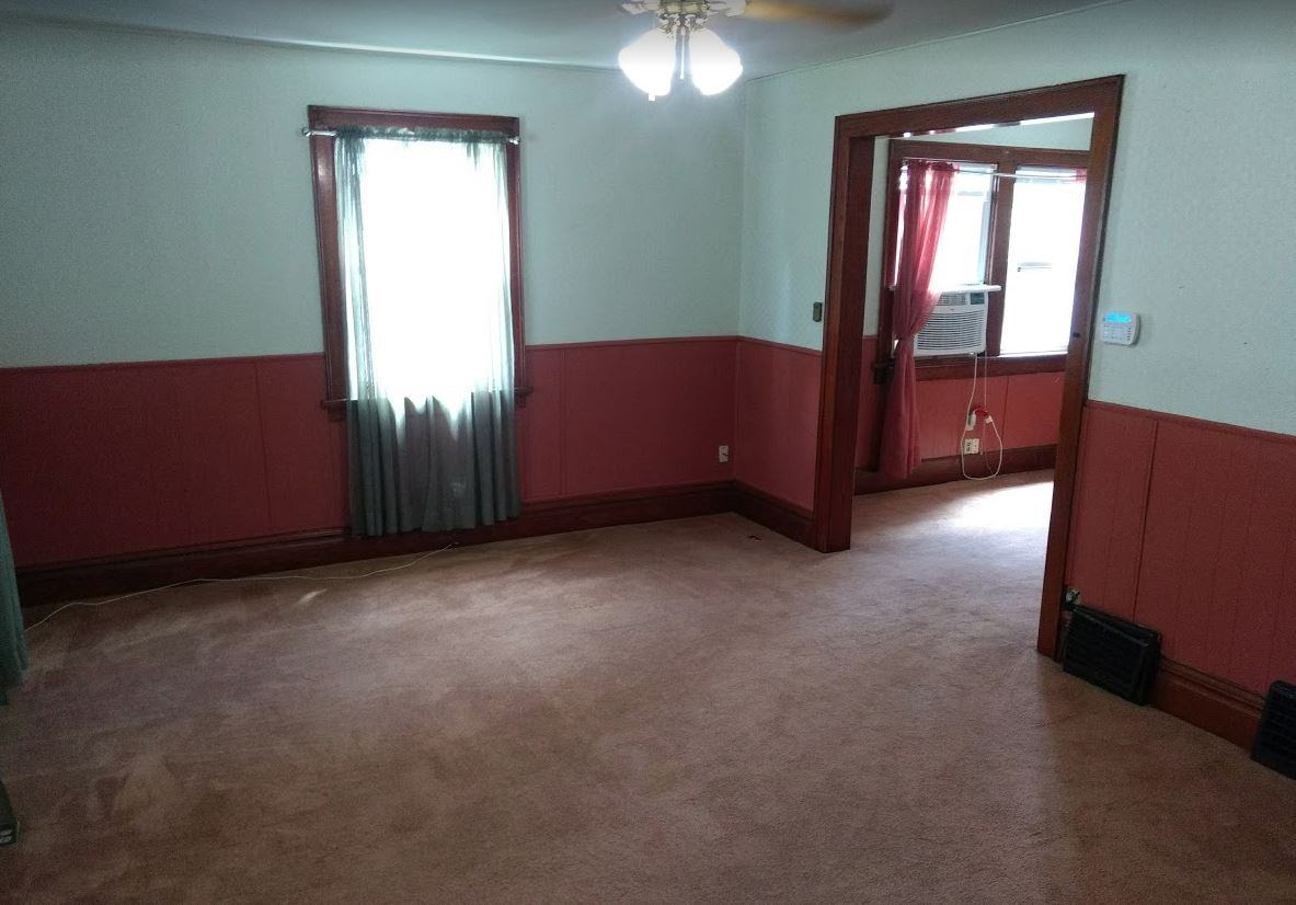 409 17th Street Southeast - Photo 3 of 10