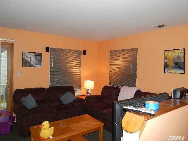 151 Fairview Cir - Photo 2 of 7