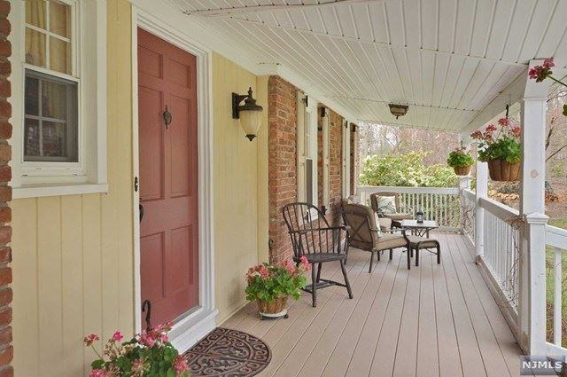 60 Danebury Downs - Photo 2 of 24
