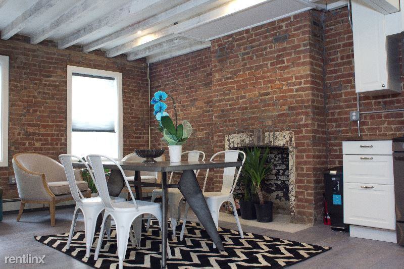 90 Cornell St - Photo 3 of 43
