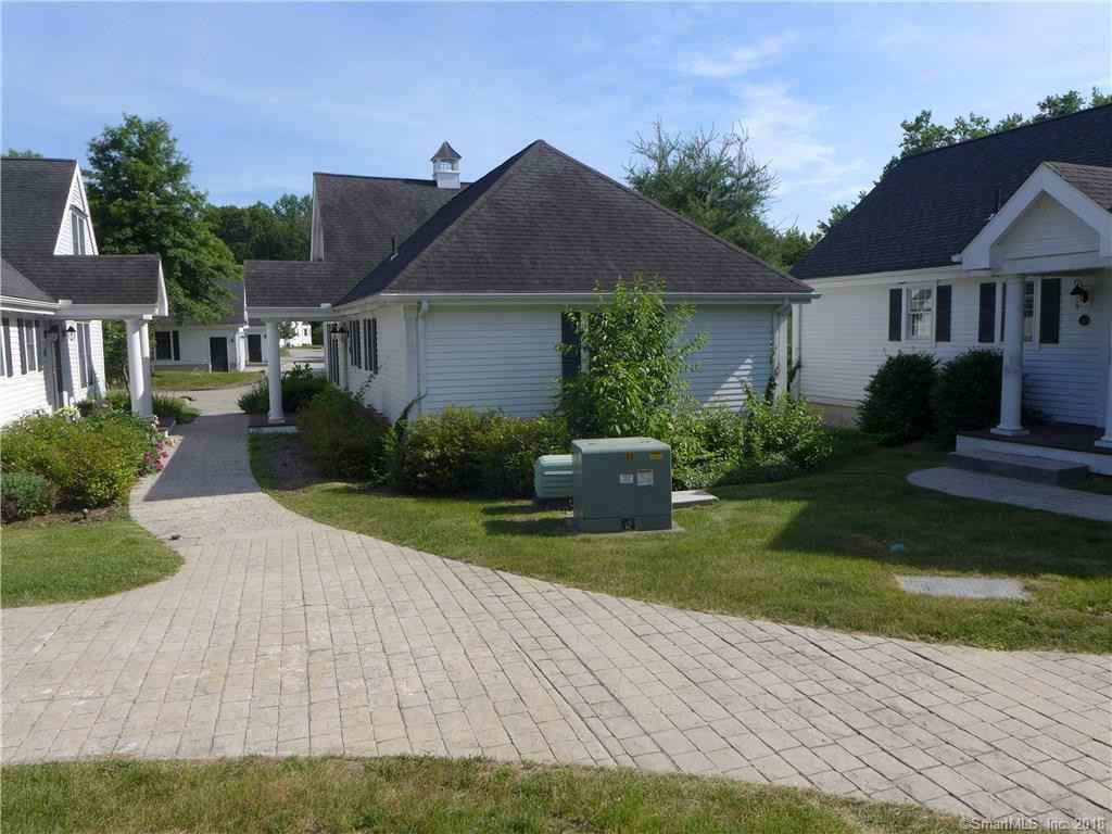 3 Pinehurst Ln - Photo 2 of 23