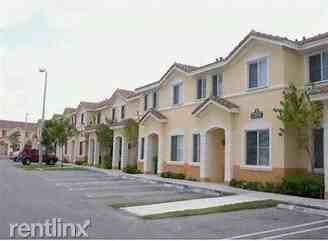 16550 NW 52nd Ave - Photo 2 of 3