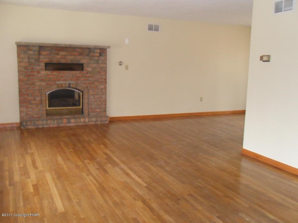 2111 Wilderland Rd - Photo 2 of 29