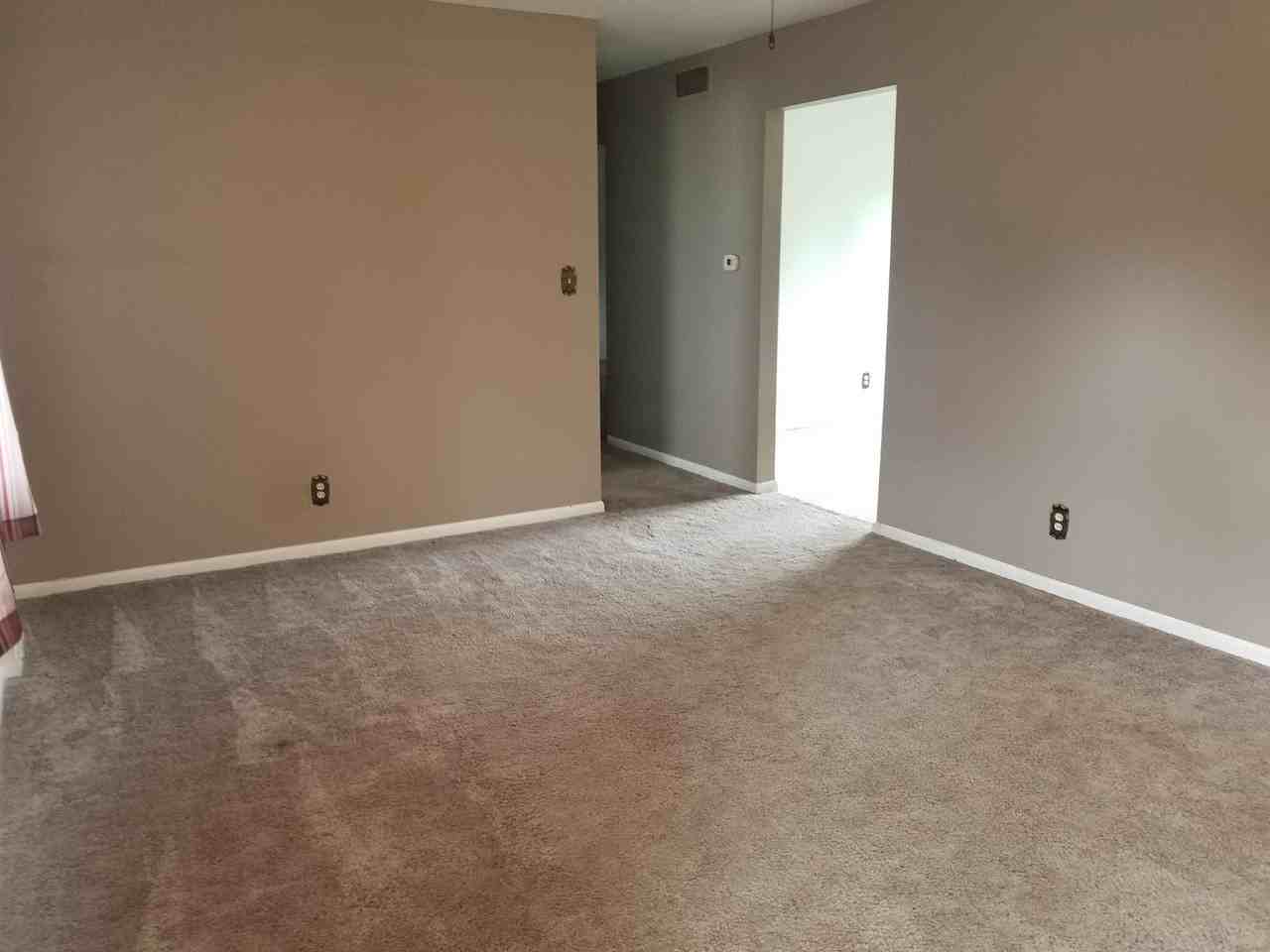 1520 Birchwood Rd - Photo 2 of 18