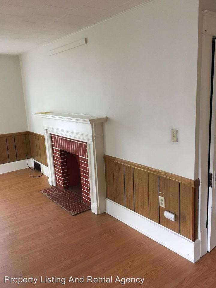 350 & 350 1/2 Carolina Avenue - Photo 2 of 6