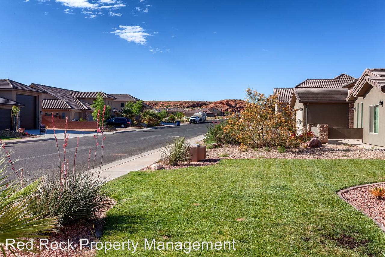 2606 S 3970 W - Photo 3 of 24