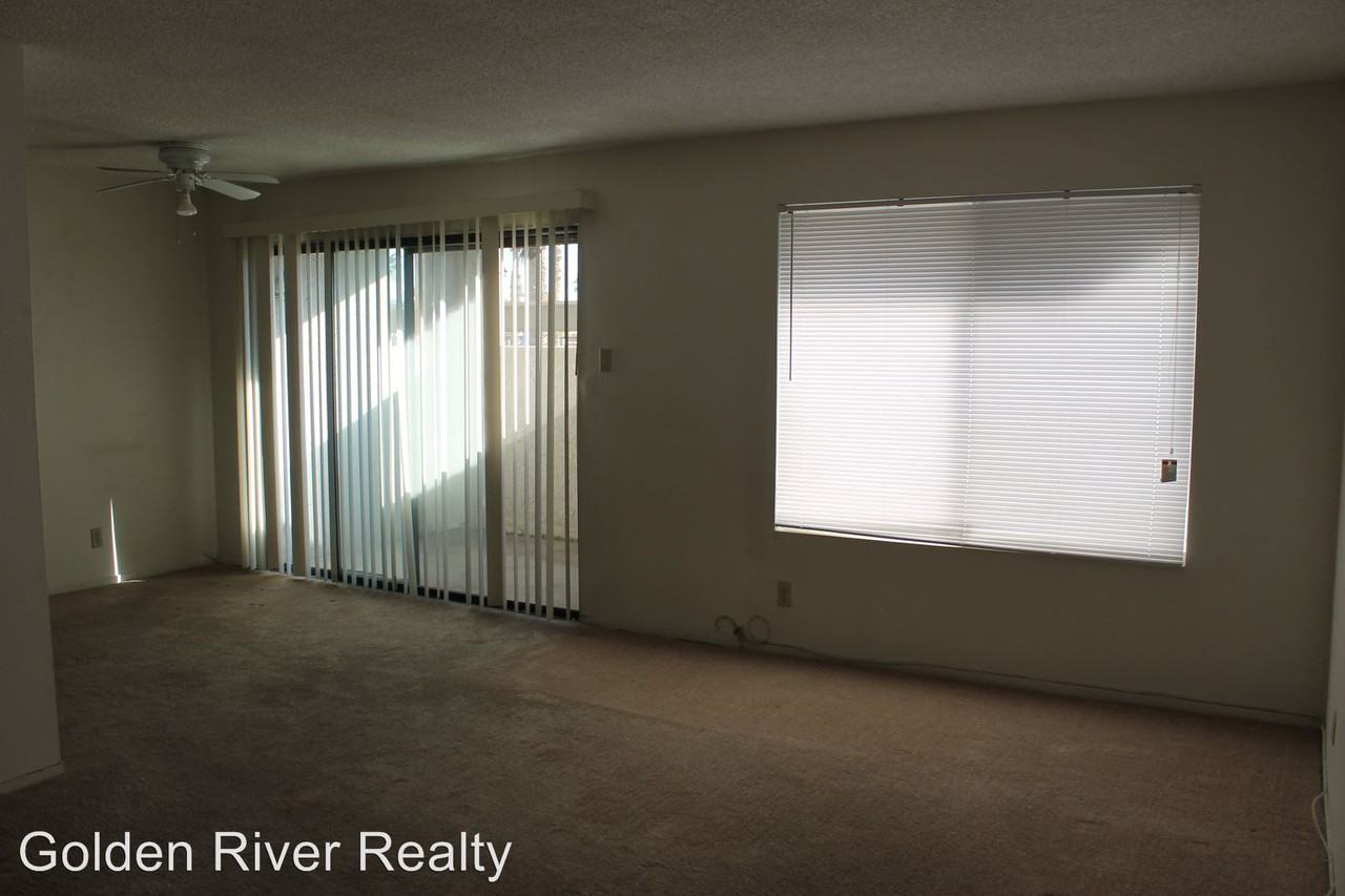 4391 Gannet Cir #11 - Photo 3 of 7