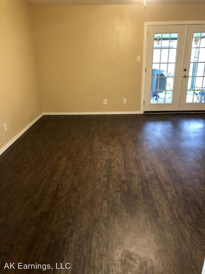 6325 Pansy Dr - Photo 3 of 8