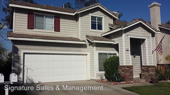 1281 Mira Valle St