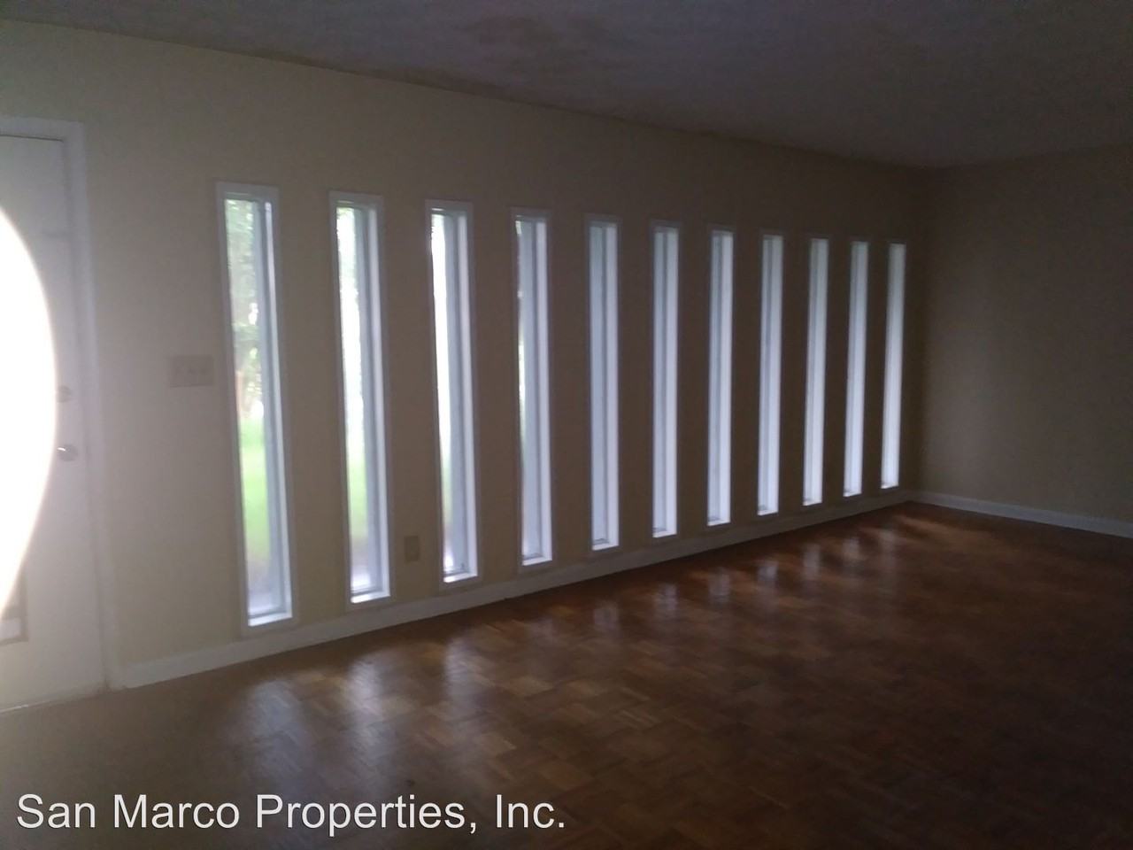 3359 Picadilly Ln - Photo 2 of 5