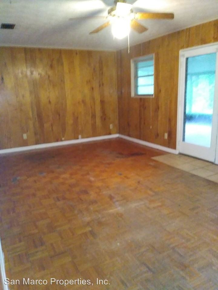 3359 Picadilly Ln - Photo 3 of 5